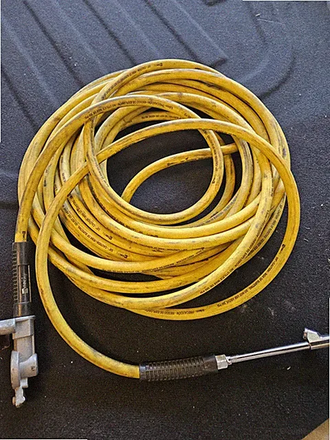 Heavy Duty Truck Tire Inflator Kit 3/8" x 50 Ft Air Hose Universal Gauge Wynnsky